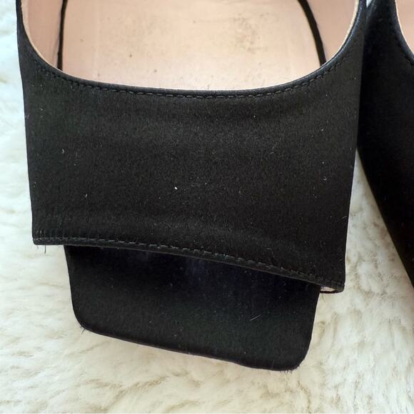 Roger Vivier  Rose Bottom Sandals size 38EU  Authentic Retail 1550$ - Picture 4 of 10